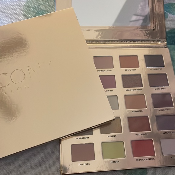 Iconic 20 color eyeshadow pallet sunset to sunrise - Picture 2 of 2